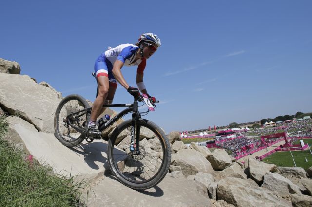 Η Μπρεσέ «πήρε τα βουνά» με το ποδήλατο, μαζί και το χρυσό…